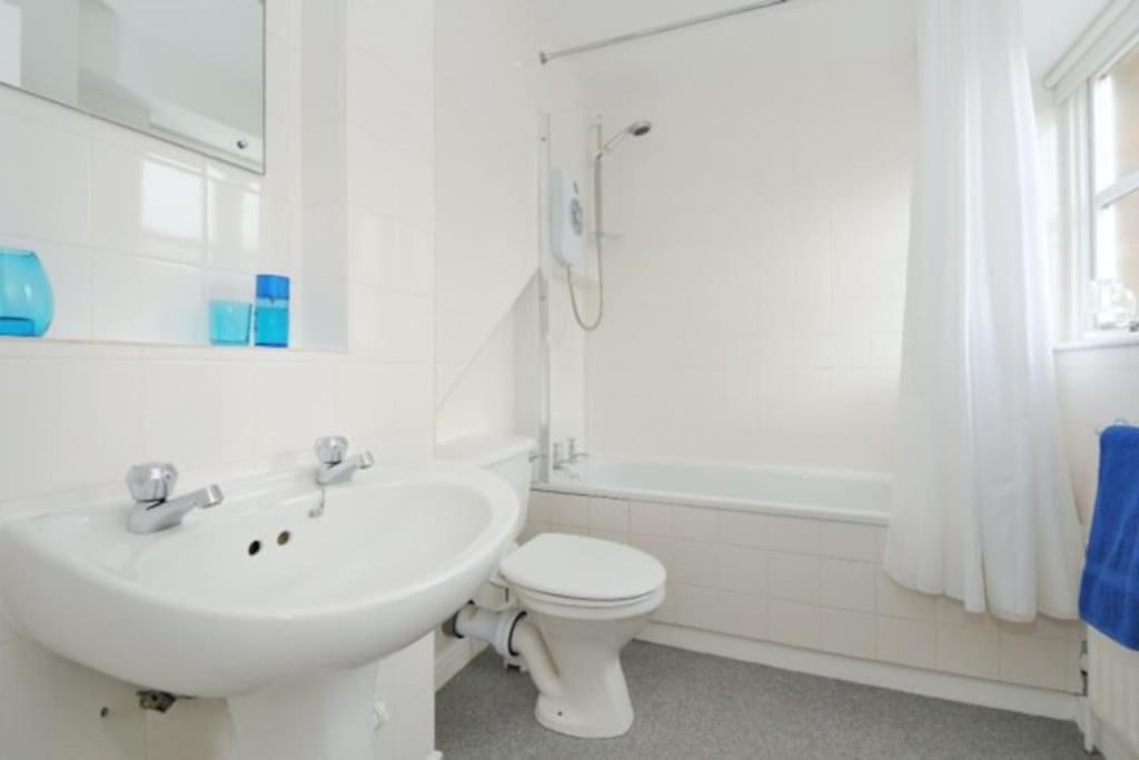 Zone 1! 2 Bed Duplex Apartment! * London