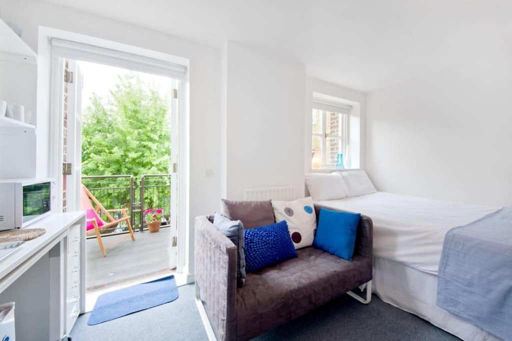 Apartment Zone 1! 2 Bed Duplex Apartment!